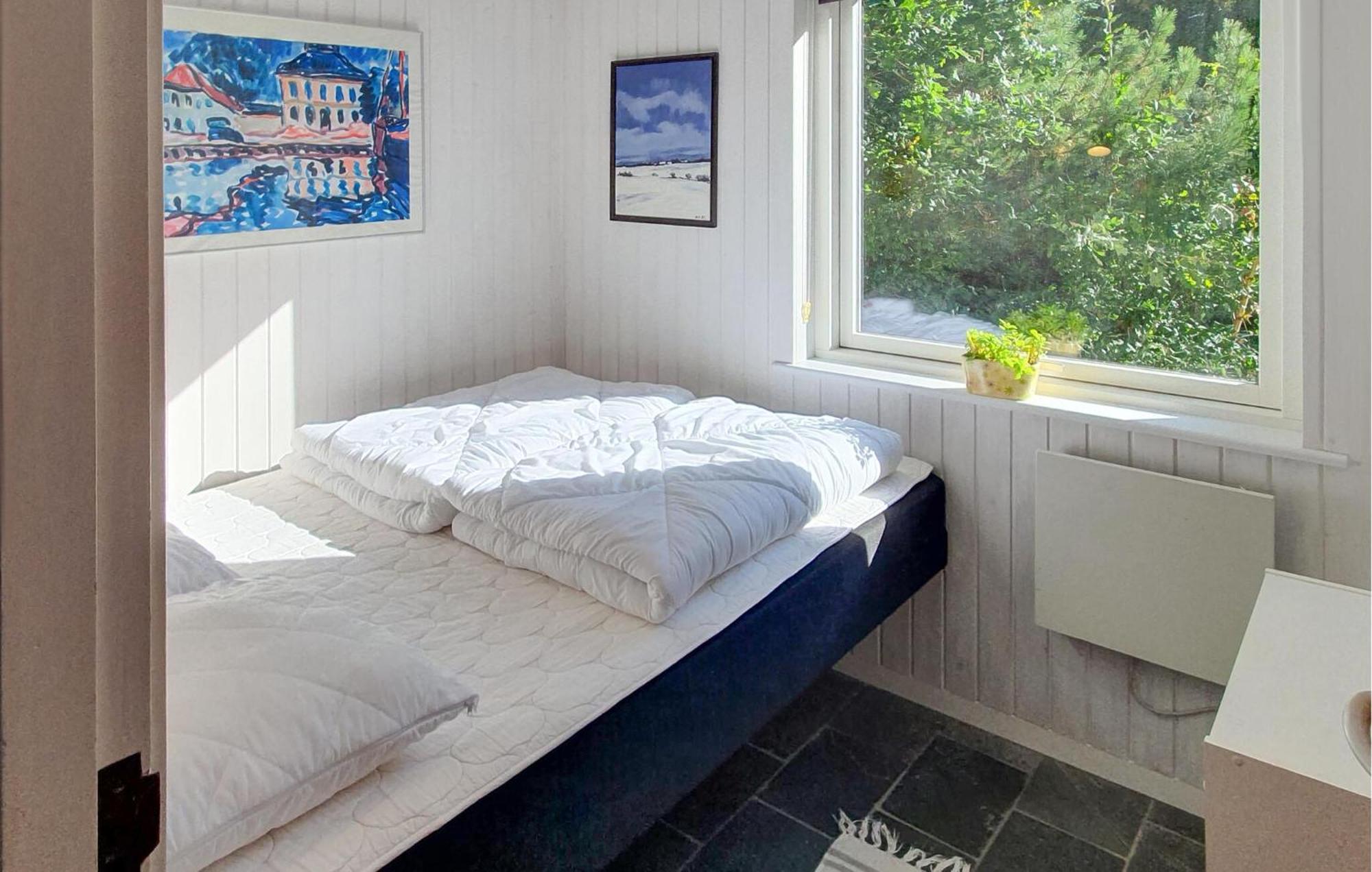 3 Bedroom Awesome Home In Neksø Exteriér fotografie